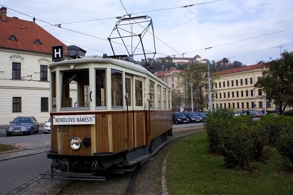 Do Brna se vrací historické tramvaje. Linka H4 pojede z Komenského náměstí na Mendlák
