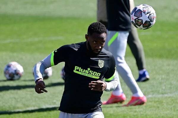 Hráč Atlética Madrid zkolaboval na tréninku! Zachraňovali ho zdravotníci