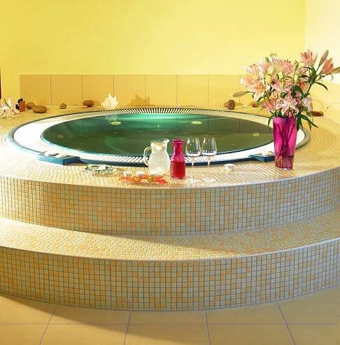 Pobyt Třeboňská relaxace pro seniory, 5 nocí - Hotel Romantick | Lázně Travel