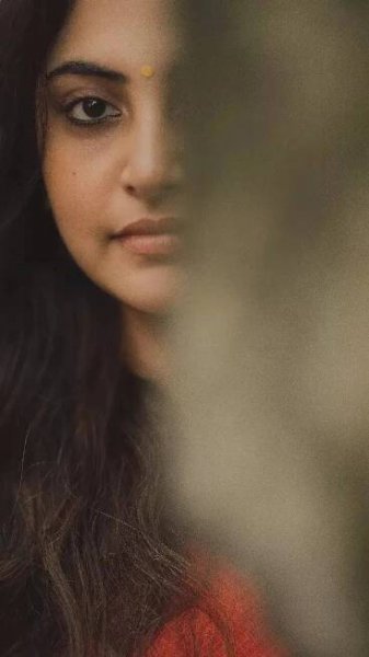 Unmissable! Manjima Mohan’s captivating pictures