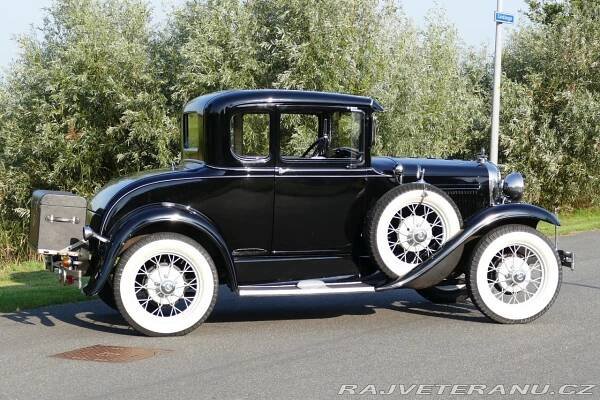 Ford A Coupe DeLuxe
