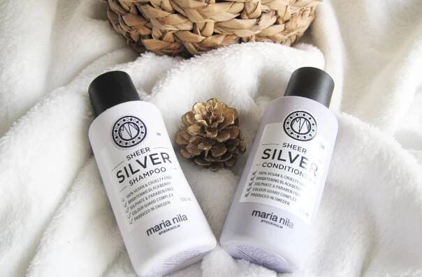 Recenze: Moje zkušenost se šampónem a kondicionérem Sheer Silver – Maria Nila