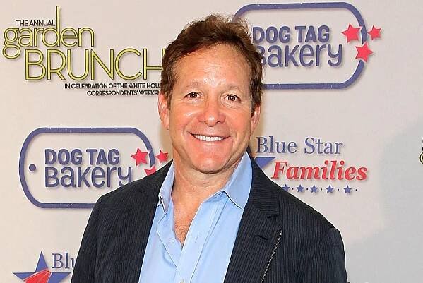 Steve Guttenberg