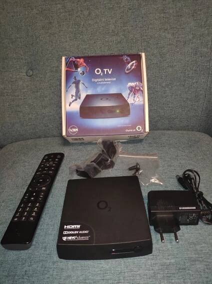 O2 TV set-top box SML-5442TW * ovladač, krabice, trafo, umí KODI - TV, audio, video