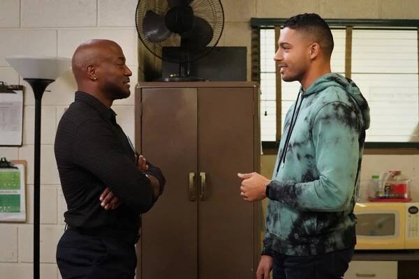 Taye Diggs as Billy Baker and Michael Evans Behling as Jordan Baker 