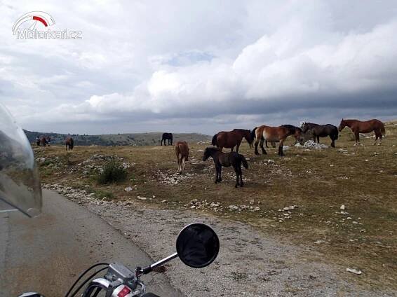 Fotogalerie Do Rumunska a oklikou zpět cestopis na motorce | Motorkáři.cz