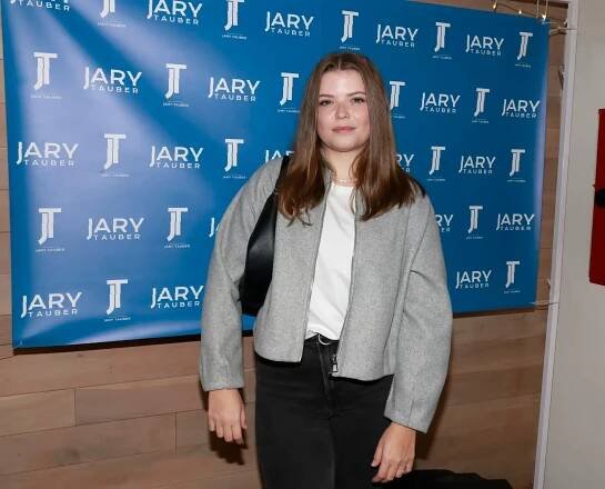 Kvíz: V galerii najdete děti celebrit, které hrály v Zoo. Přiřaďte je správně k slavným rodičům
