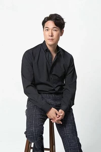 Kim Young-Jae (1975)-p1.jpg