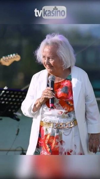 Mája Velšicová: Holuběnka #MajaVelsicova #ZelenaVoda #tvkasino #KlimentMedia #SemesRecording