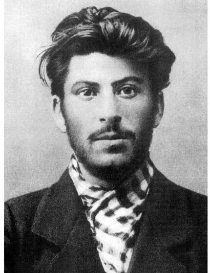 Mladý Stalin v roce 1902