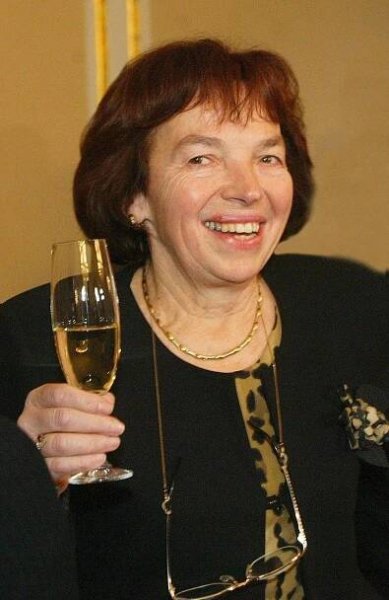 Livia Klausová slaví 75. narozeniny. Loajální žena, která ustála manželovy skandály i nevěry