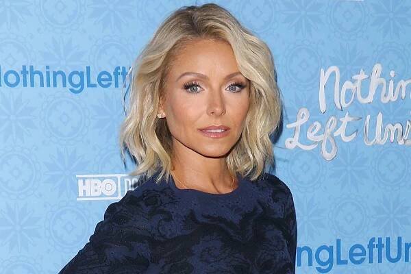 Kelly Ripa Says Her Mother Was 'Convinced' She'd Be Kidnapped and in 'Porn' When She Went to New York