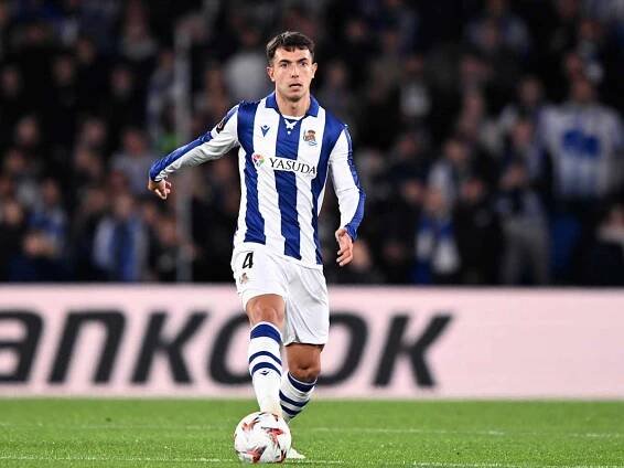 Real Madrid pushing to sign Liverpool and Man City transfer target
