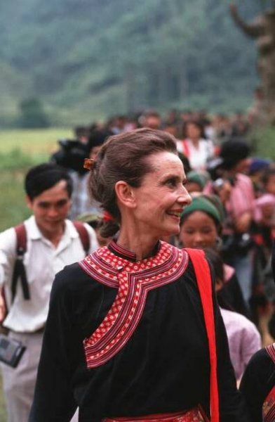 Audrey Hepburn walking in Vietnam in 1990