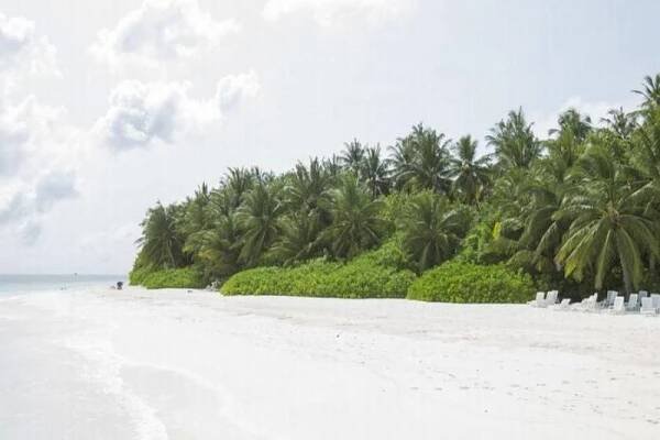 FIHALHOHI ISLAND RESORT - JIŽNÍ MALE ATOL - Vyberte si exotické ubytování na Maledivách | Kentlucky