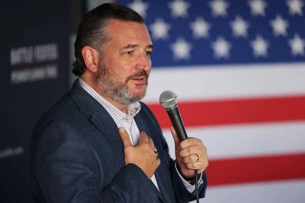 The GOP’s Answer to the Texas School Shooting? More Guns, Of Course