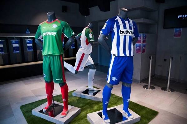 Deportivo Alavés 18-19 Home, Away & Third Kits