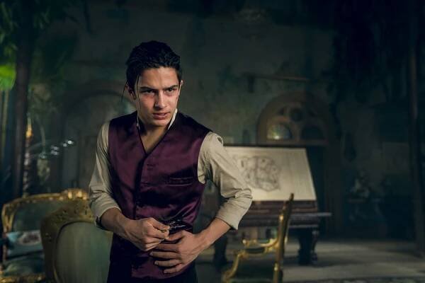 Into the Badlands - Leopard líčí na Králíčka - Z filmu - Aramis Knight