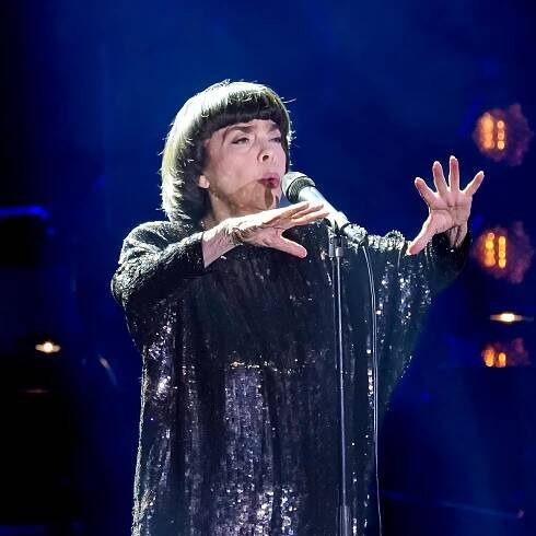 Podrobný fotoreport z koncertu Mireille Mathieu v pražském Kongresovém centru - Spycross