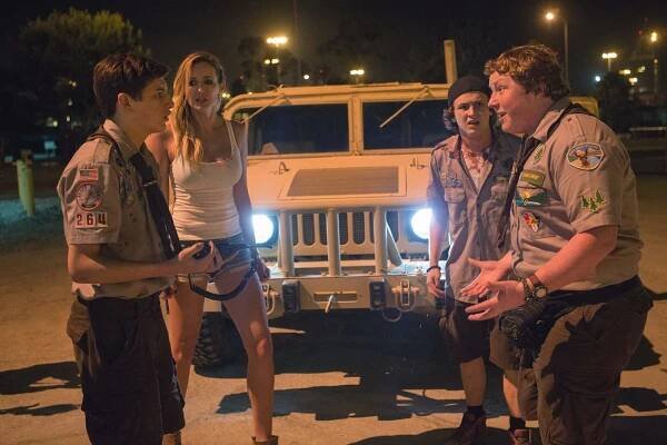 Tye Sheridan, Sarah Dumont, Logan Miller, Joey Morgan - Skautův průvodce zombie apokalypsou - Z filmu