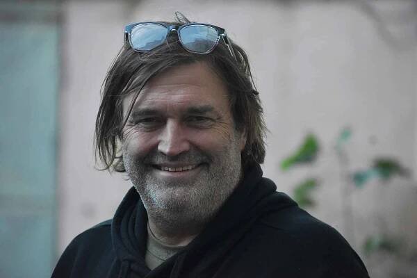 Radim Neuvirt a Patrik Linhart spojení s Vyžvejklou Bambulí natočili film Okolo 2
