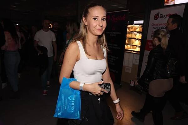 Denisa Grossová: Nechala jsem se testovat na AIDS! - Expres.cz