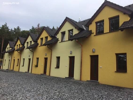 Pronájem  rodinného domu 78 m², pozemek 85 m², Zahradní, Milín