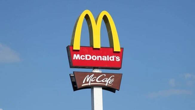 McDonald’s klesl zisk o tři procenta, na zákazníky doléhá ekonomická nejistota