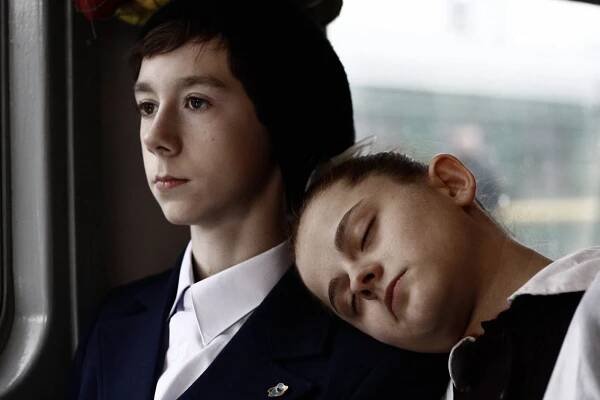 Dmitrij Vyskuběnko, Xenija Surkova - Můj táta je Baryšnikov - Z filmu