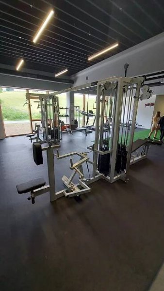 Reference – FLEX sport – posilovací stroje