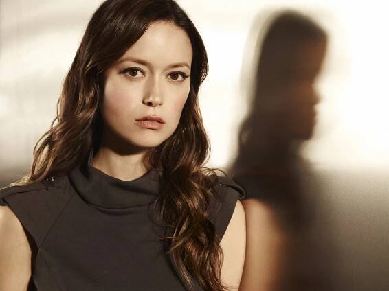 Mstitel Cape - Promo - Summer Glau