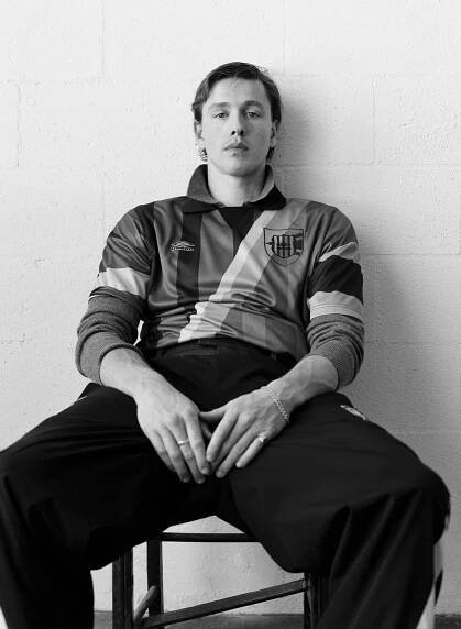 Harris Dickinson