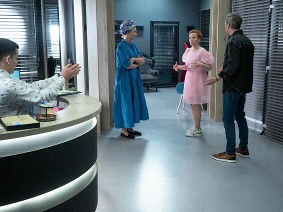 Katarzyna Zielińska-Jaworska, Dominika Kluźniak, Artur Chamski - Brzydula 2 - Z filmu