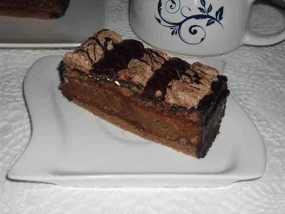 Recept: Piškotové řezy s rumem