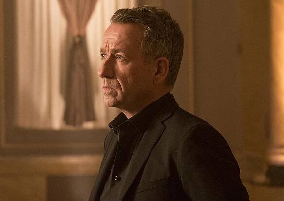 Gotham - Shledání - Z filmu - Sean Pertwee