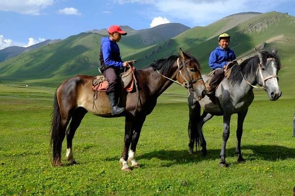 Kyrgyzstán – země hor a koní