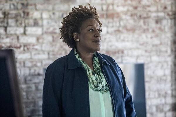 Námořní vyšetřovací služba: New Orleans - Přijatelná ztráta - Z filmu - CCH Pounder