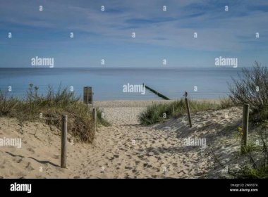 Übergang, Dünen, Strand, FKK-Strand westlich von Bansin, Usedom, Mecklenburg-Vorpommern, Deutschland Stock Photo - Alamy