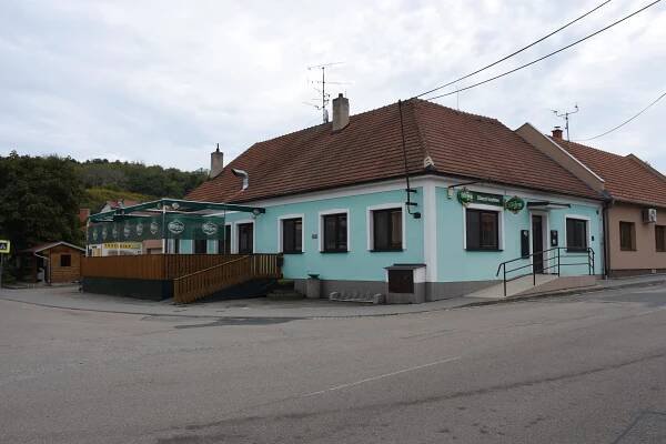 Obecní hostinec Nikolčice foto 1