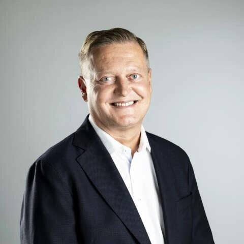 CEO and group management - Alma Media