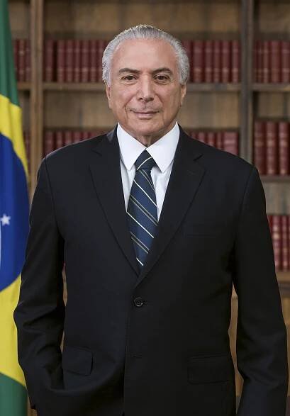 Soubor:Presidente Michel Temer (foto oficial) - cortada.jpg