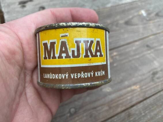 Retro plechovka - PAŠTIKA MÁJKA  - Sběratelství