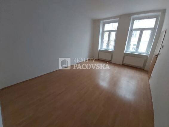 Pronájem bytu 2+kk 45 m², Karla Čapka, Teplice