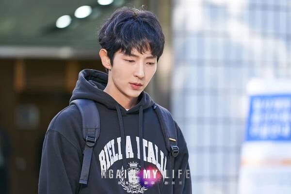 Lee Joon Gi vzal roli Hee Wooa až napodruhé. Doufá, že Again My Life přinese divákům katarzní zážitek - Asianstyle