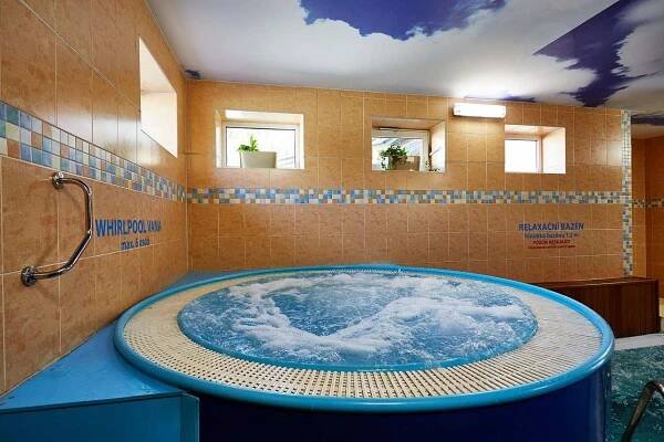Vstup do Aquacentra Slunce Rýmařov Aquacentrum Hotel Slunce • Firmy.cz