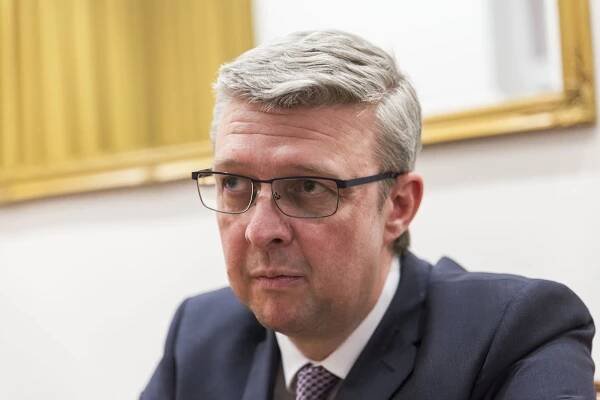 Dopravci jsou na pokraji krachu. S autobusy vyrazili na demonstrativní jízdu