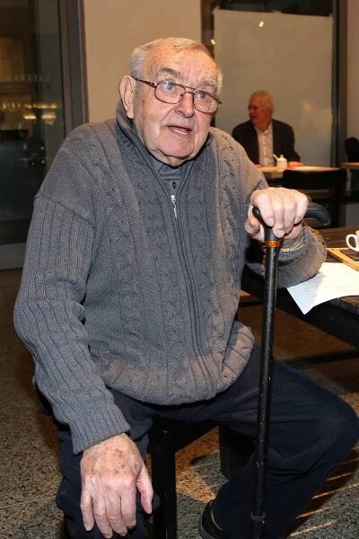 Ve věku 91 let zemřel Karel Urbánek, první manžel Nadi Urbánkové. Zavzpomínali na něj jeho kolegové - galerie | Život v