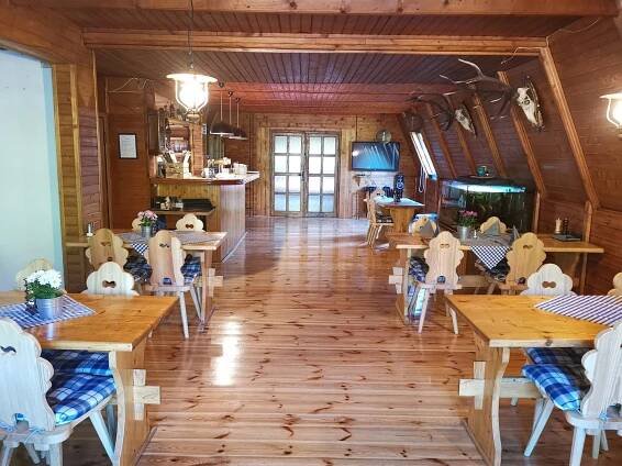PENZION A RESTAURACE KOLIBA - Prices & Specialty Hotel Reviews (Komorni Lhotka, Czech Republic)