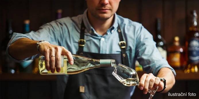 Degustace alkoholu hrou pro 3–6 osob