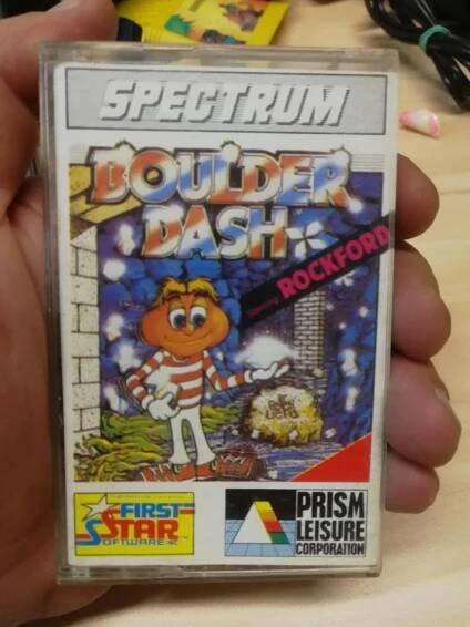 HRA NA ZX SPECTRUM - BOULDER DASH